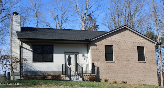 view of front of house