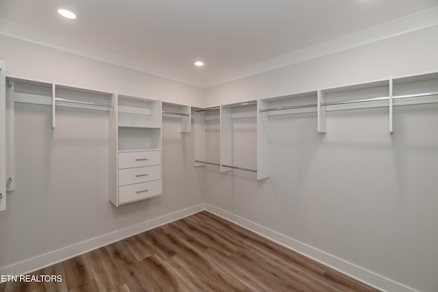 200 Kawga Ln, Loudon, TN 37774 - walk in closet featuring dark wood finished floors