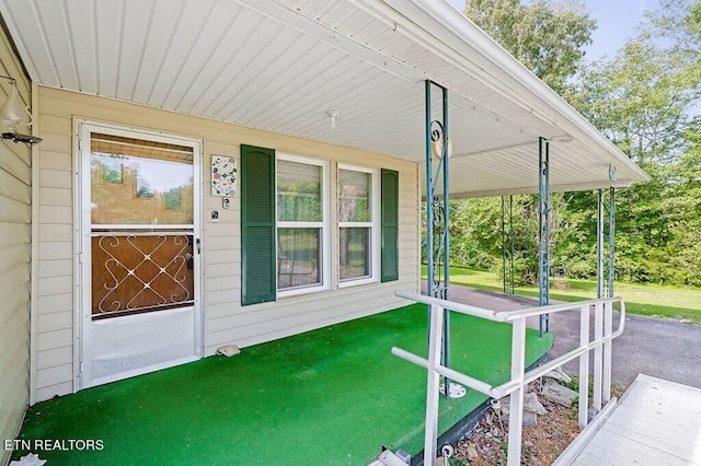 view of patio featuring covered porch