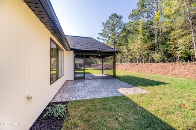 view of yard featuring a patio