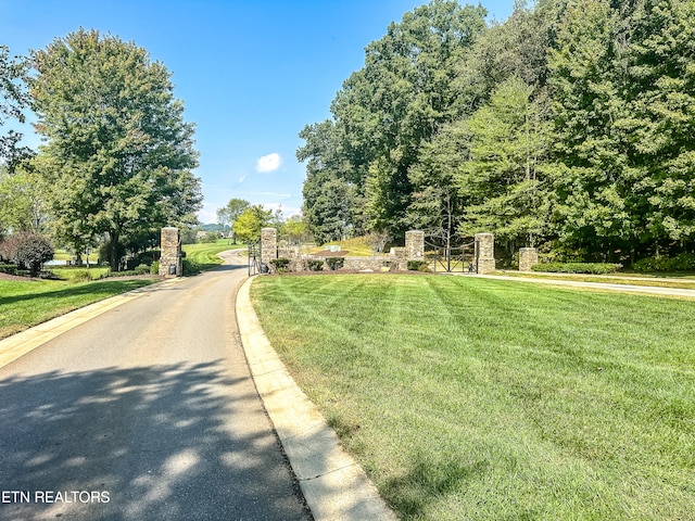 Listing photo 3 for 967 Black Cove Ln, Loudon TN 37774