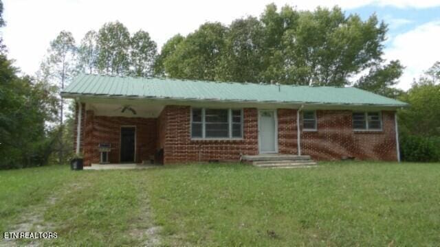 Listing photo 2 for 80 Schell Ln, Celina TN 38551