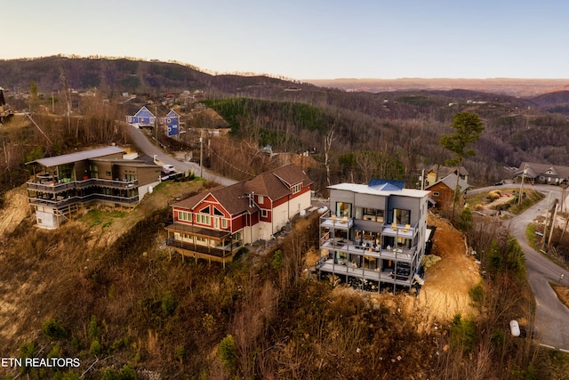 view of aerial view at dusk