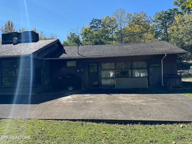 view of front of house with a patio