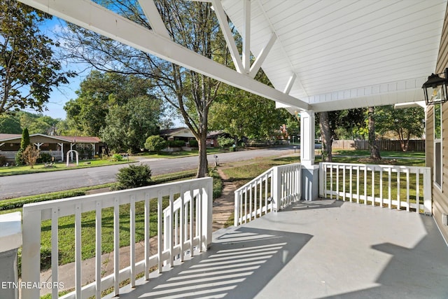 view of patio / terrace with covered porch