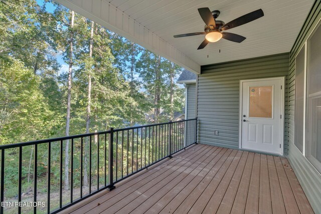 deck featuring ceiling fan