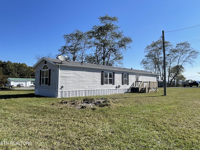 205 Magnolia Ln, Tazewell, TN 37879 - view of front of property with a front yard