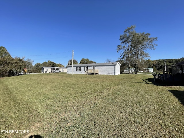 205 Magnolia Ln, Tazewell, TN 37879 - view of grassy yard