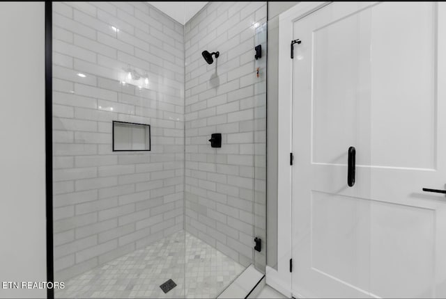 246 Clear Creek Rd, Kodak, TN 37764 - bathroom with a shower stall