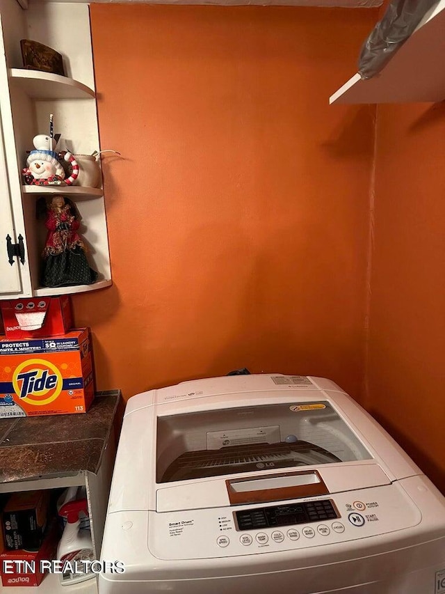 view of clothes washing area