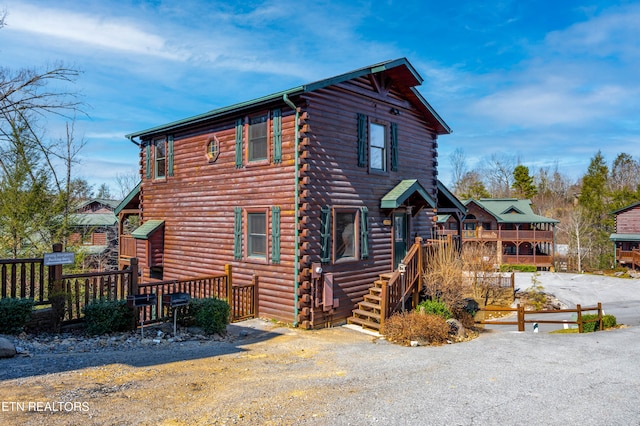 view of front of property