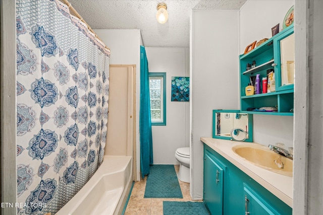 full bathroom featuring vanity, toilet, a textured ceiling, and shower / tub combo