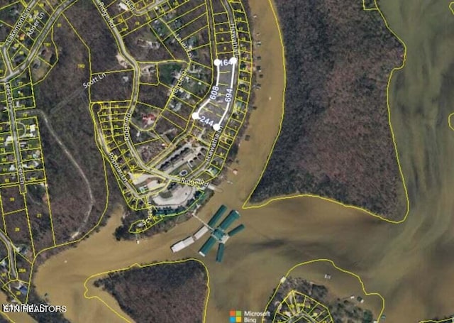 Hiawatha Ln, Caryville, TN 37714