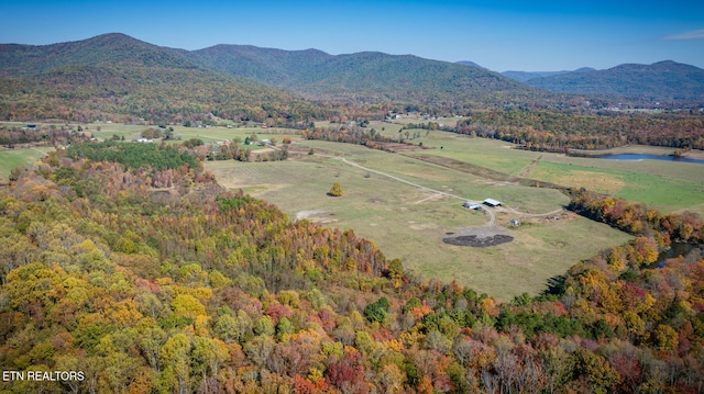 bird's eye view with a mountain view