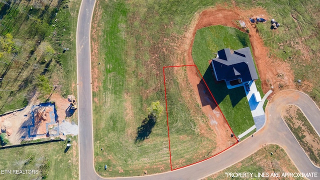 121 Purple Iris Pl, Loudon, TN 37774