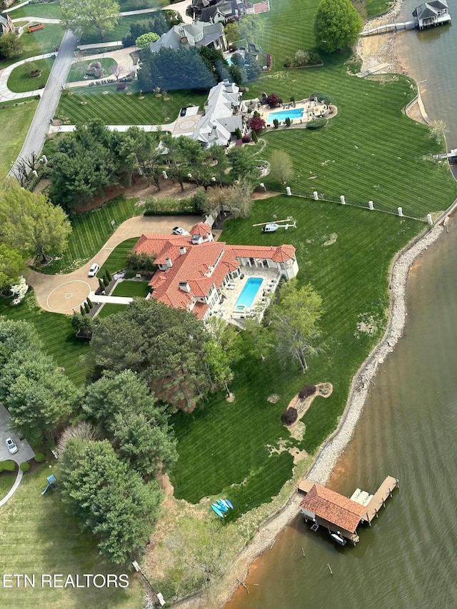 8719 Inlet Dr, Knoxville, TN 37922 - view of property location featuring a pool area and a nearby body of water