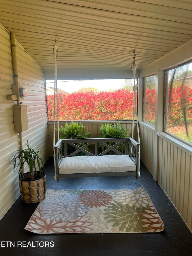 view of sunroom / solarium