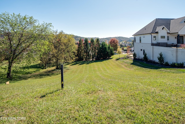 Listing photo 2 for 1587 Eagle Point Dr, Loudon TN 37774