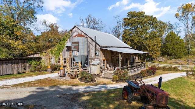 view of front of home