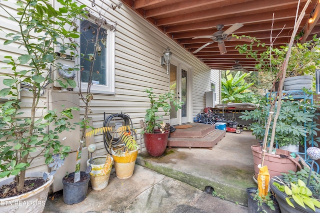 view of patio / terrace with ceiling fan