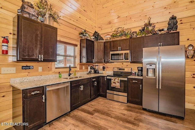 3730 Heritage Hills Dr, Pigeon Forge, TN 37863 - photo 3