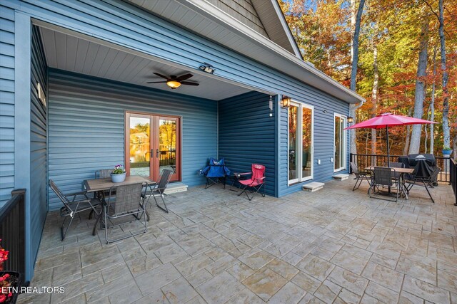 view of patio / terrace with ceiling fan