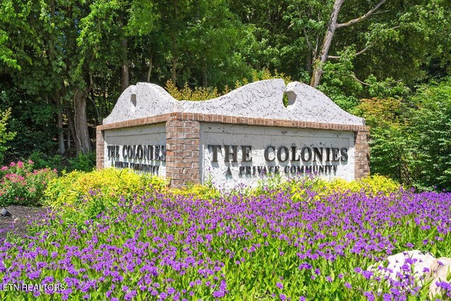 8709 Olde Colony Trl Unit 12, Knoxville, TN 37923 - community / neighborhood sign with a garage