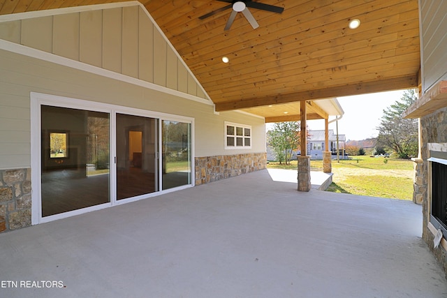 view of patio featuring ceiling fan