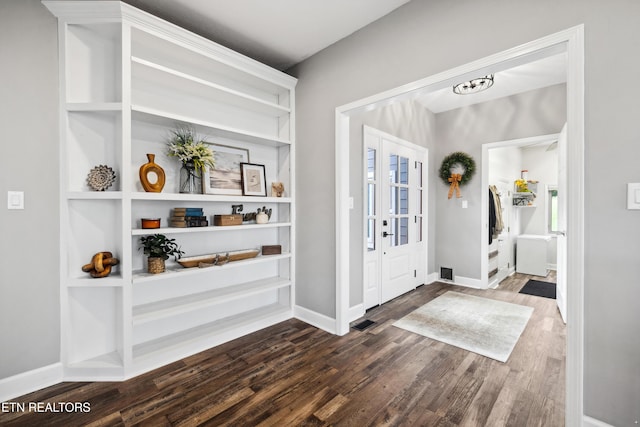 159 Garfield Ln, Sharps Chapel, TN 37866 - foyer featuring wood finished floors and baseboards