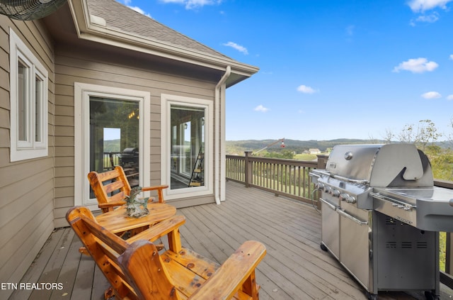 159 Garfield Ln, Sharps Chapel, TN 37866 - wooden terrace featuring grilling area
