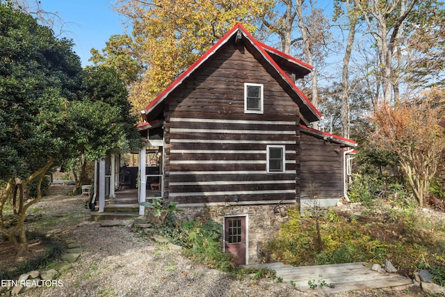 view of property exterior