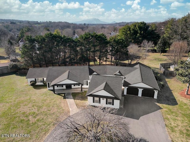 bird's eye view featuring a mountain view