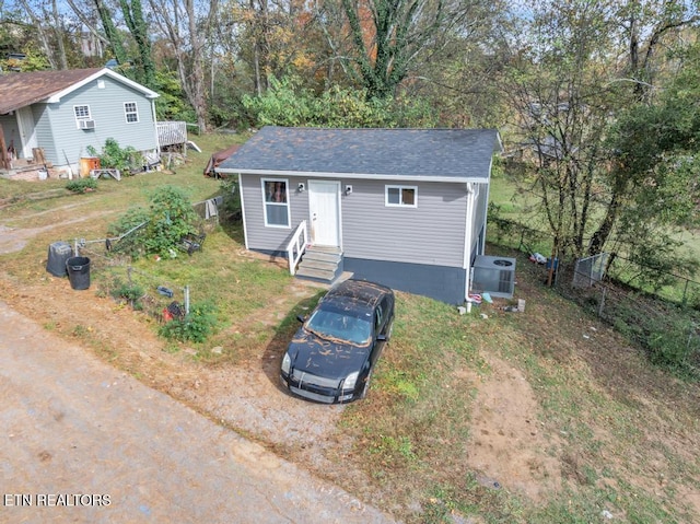 208 Collins St, Loudon, TN 37774 - view of front of property featuring cooling unit
