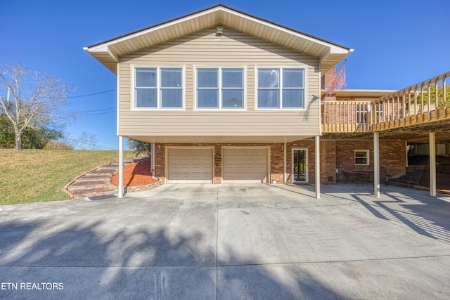 view of front of home featuring a garage