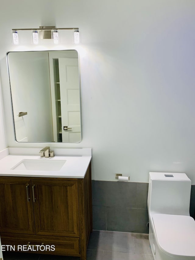 5709 Lyons View Pike Unit 4202, Knoxville, TN 37919 - bathroom featuring toilet, vanity, and tile patterned floors