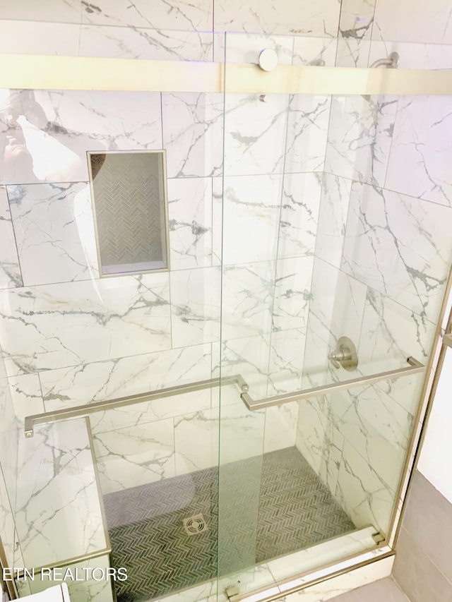 5709 Lyons View Pike Unit 4202, Knoxville, TN 37919 - bathroom with a stall shower