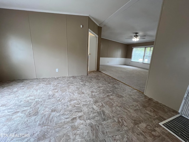 unfurnished room featuring ceiling fan