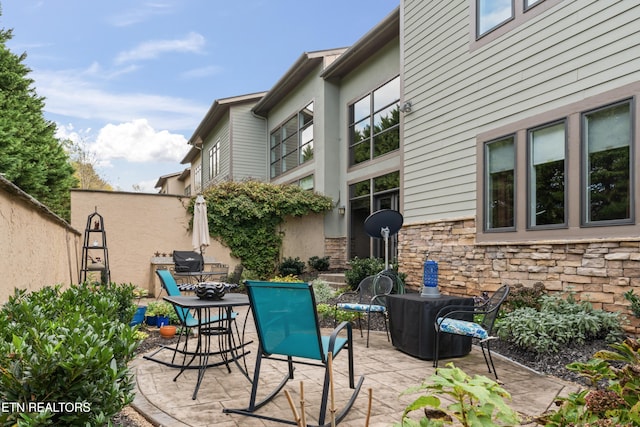 1144 Andalusian Way, Knoxville, TN 37922 - view of patio