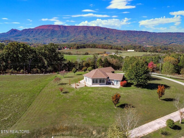 bird's eye view with a mountain view