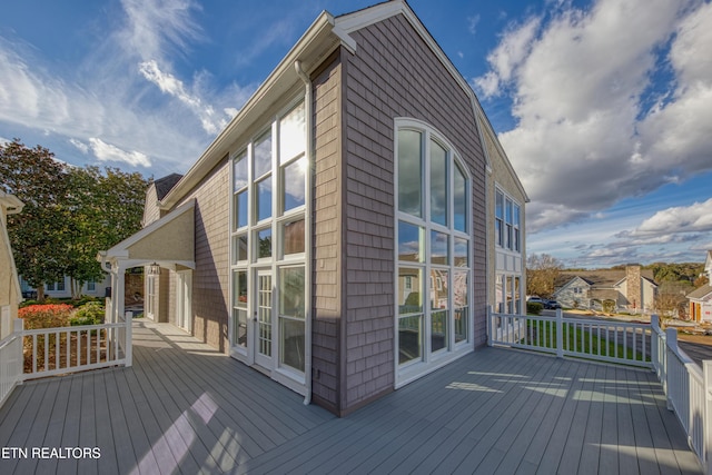2011 Breakers Pt, Knoxville, TN 37922 - view of wooden terrace