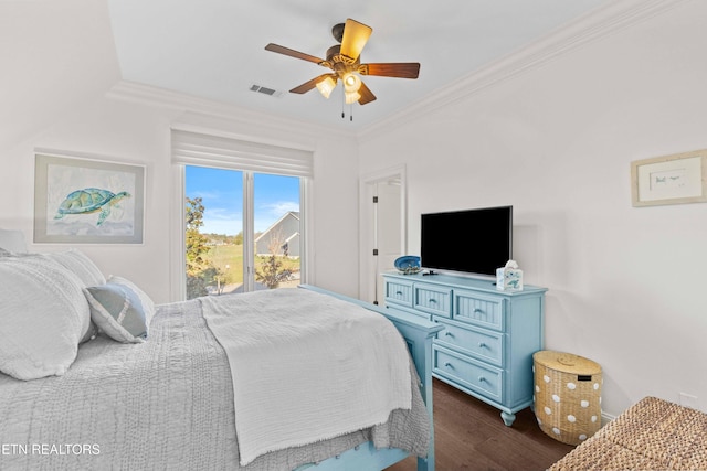 bedroom with dark wood-type flooring, ceiling fan, and crown molding