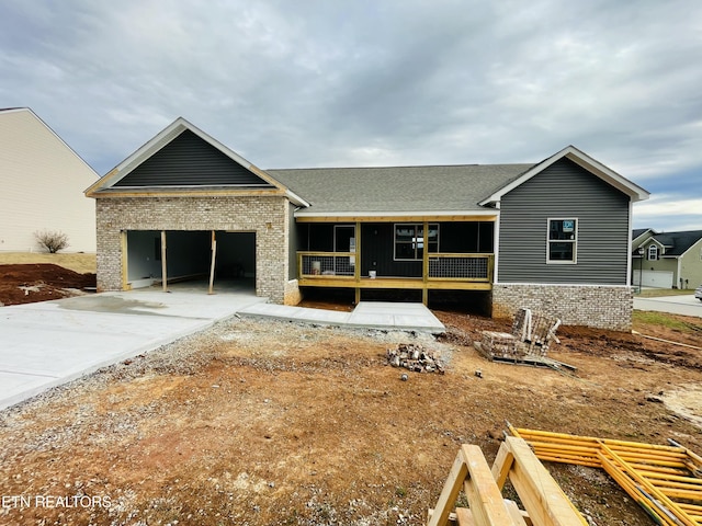 view of front of house with covered porch