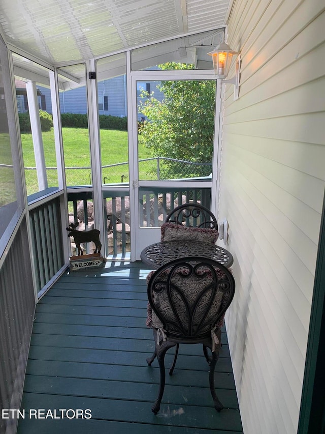 view of sunroom / solarium