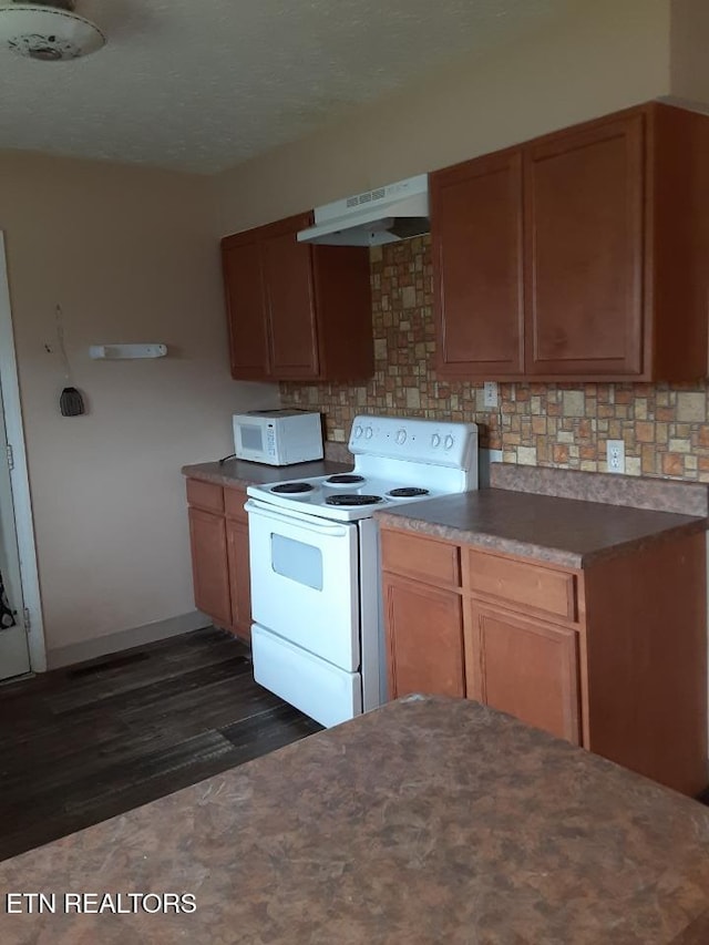 1005 Hollywood Dr, Middlesboro, KY 40965 - photo 8