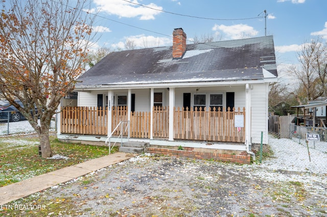 view of front of property with a porch