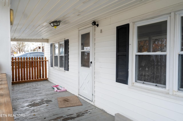 view of patio / terrace featuring covered porch