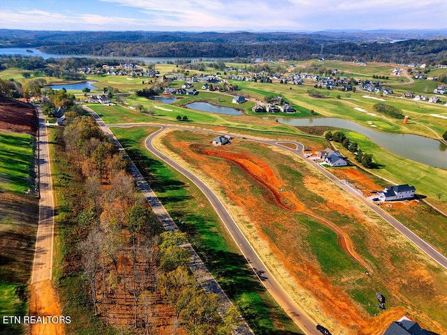 1673 Black Cove Ln, Loudon, TN 37774