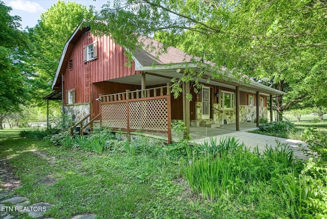 exterior space featuring covered porch