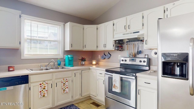 230 Clover Cir, Jacksboro, TN 37757 - kitchen featuring stainless steel appliances, under cabinet range hood, a sink, lofted ceiling, and light countertops