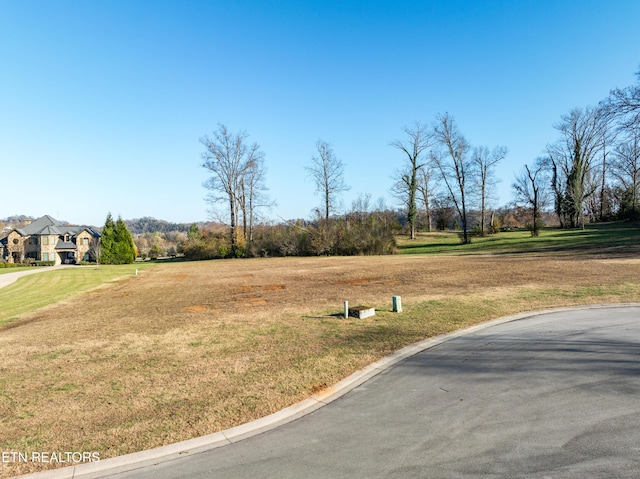 Listing photo 2 for 3641 Lashbrooke Way, Louisville TN 37777